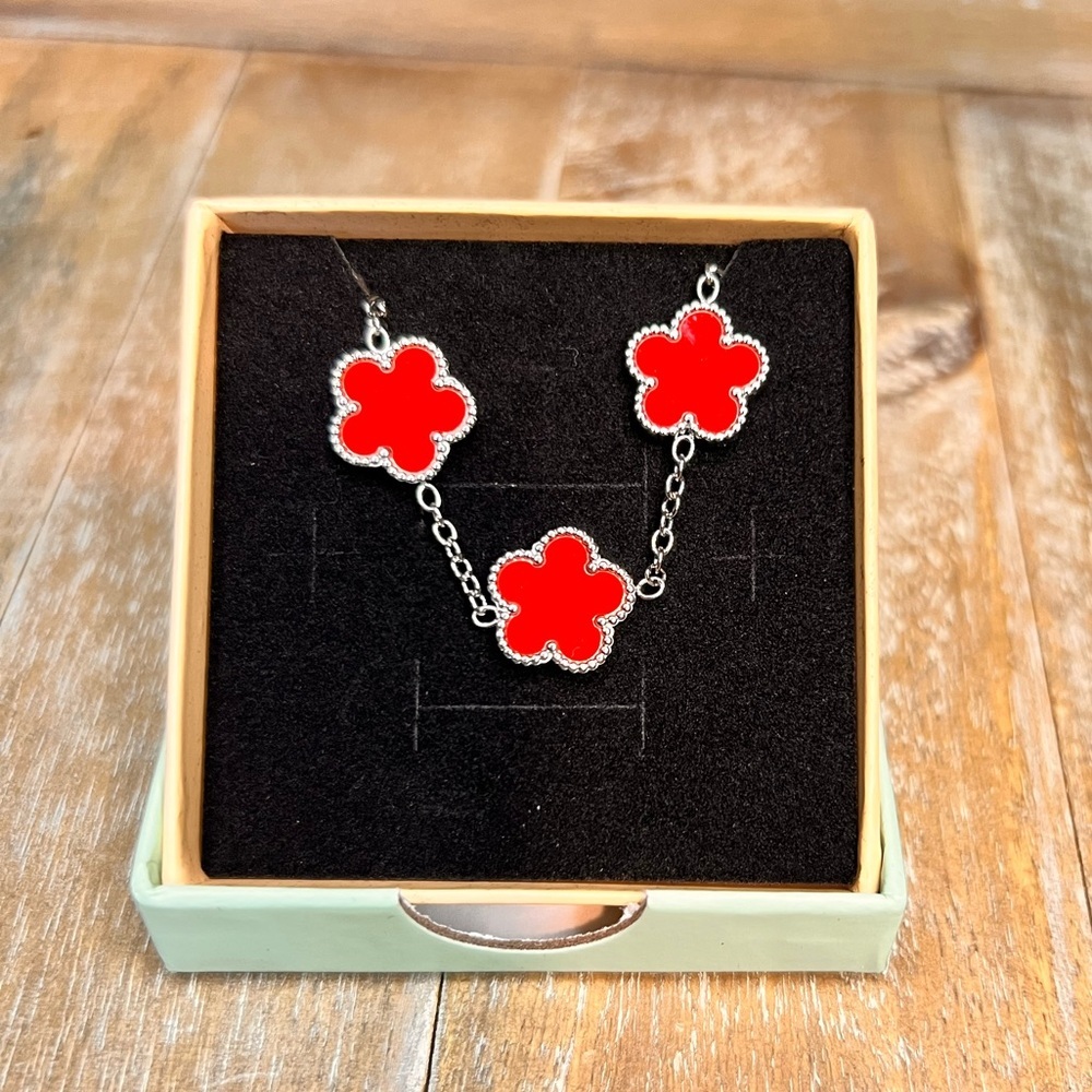 Red Floral Pendant Bracelet